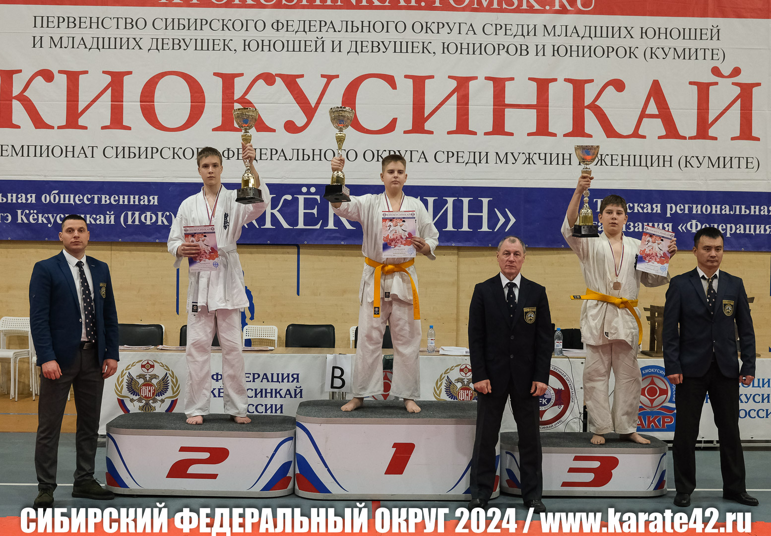 EfimovskiyYG-8784