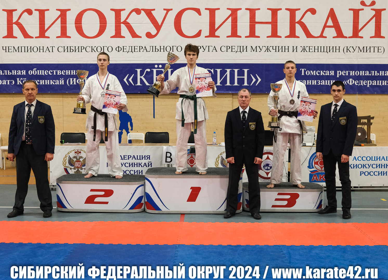 EfimovskiyYG-8819